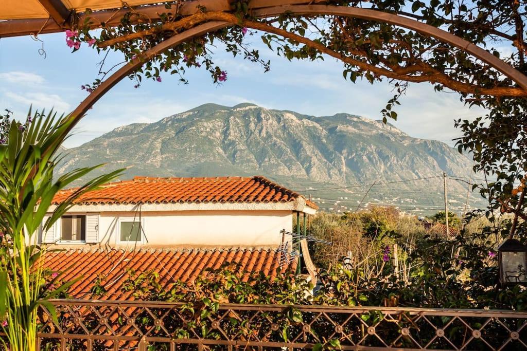 Bougainvillea House 2 Каламата Екстериор снимка